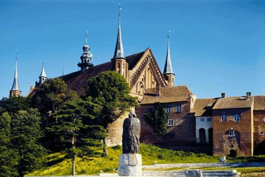 Frombork – Kopernikovo muzeum a katedrální návrší 